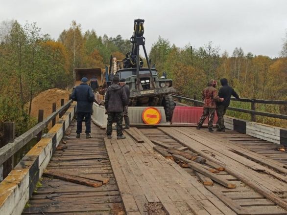 Рухнувший автомобильный мост отремонтировали в Семеновском районе - фото 3