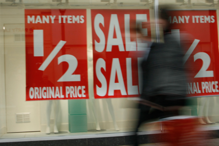 Как магазины формируют &laquo;липовые&raquo; скидки: раскрываем секреты