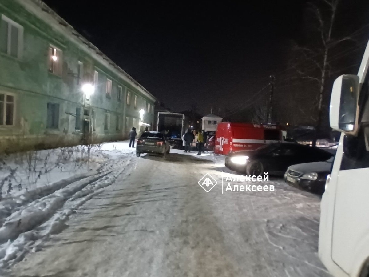 Жильцов аварийного дома на улице Октябрьской в Дзержинске переселяют в квартиры - фото 1