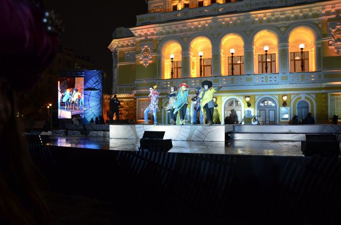 Год театра в России открылся в Нижнем Новгороде спектаклем Никиты Михалкова - фото 8