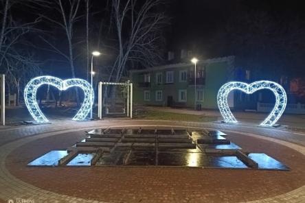 Уличные новогодние украшения подарила Нижегородская область Харцызску