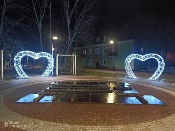 Уличные новогодние украшения подарила Нижегородская область Харцызску - фото 1
