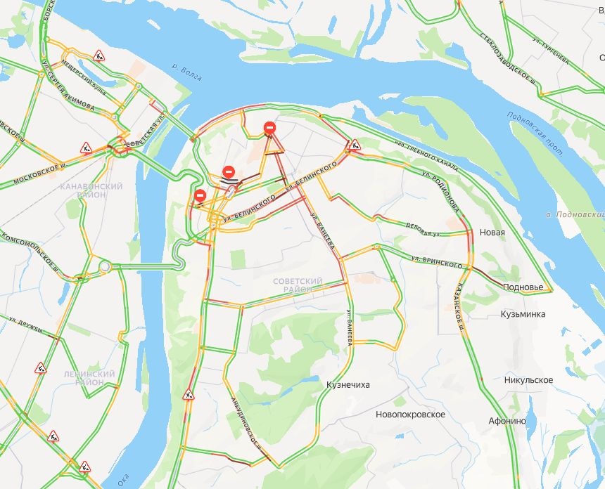 Гигантские пробки сковали центр Нижнего Новгорода вечером 15 сентября - фото 1