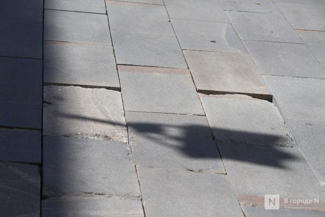 И снова провал: что не успели отремонтировать в Нижнем Новгороде после зимы — фоторепортаж - фото 63