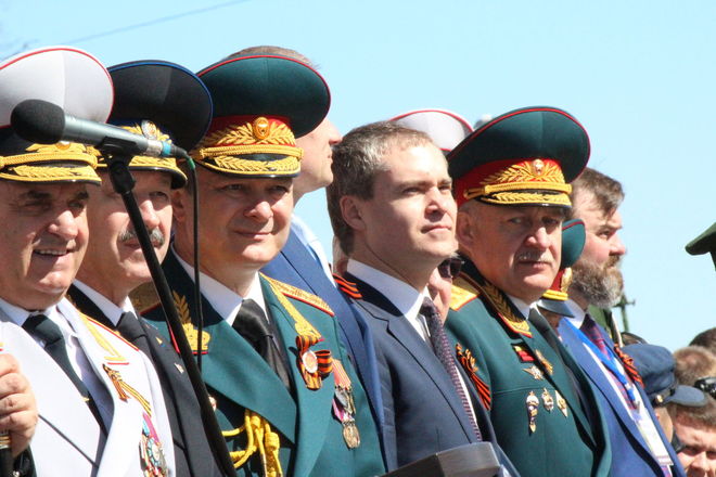 Парад в честь 73-й годовщины Победы прошел в Нижнем Новгороде (ФОТО) - фото 37