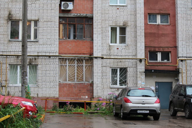 Дом на улице Ломоносова в Нижнем Новгороде покрылся трещинами (ФОТО) - фото 14