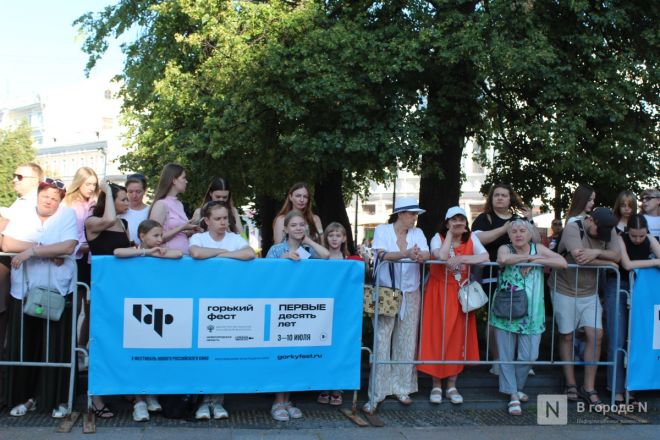 Фоторепортаж: знаменитости на открытии «Горький fest» в Нижнем Новгороде - фото 37