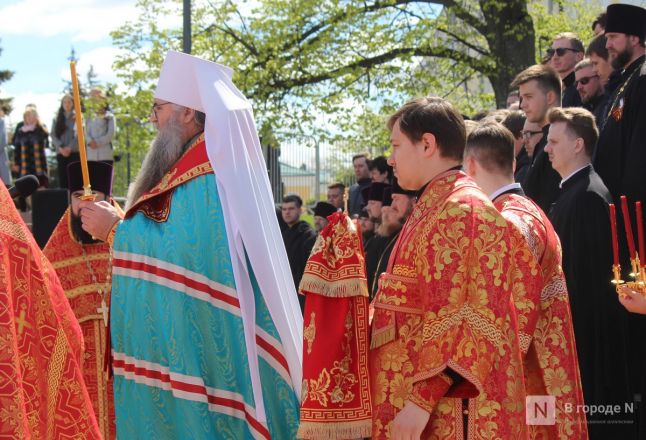 Без парада и салюта: как прошел День Победы в Нижнем Новгороде — фоторепортаж - фото 13