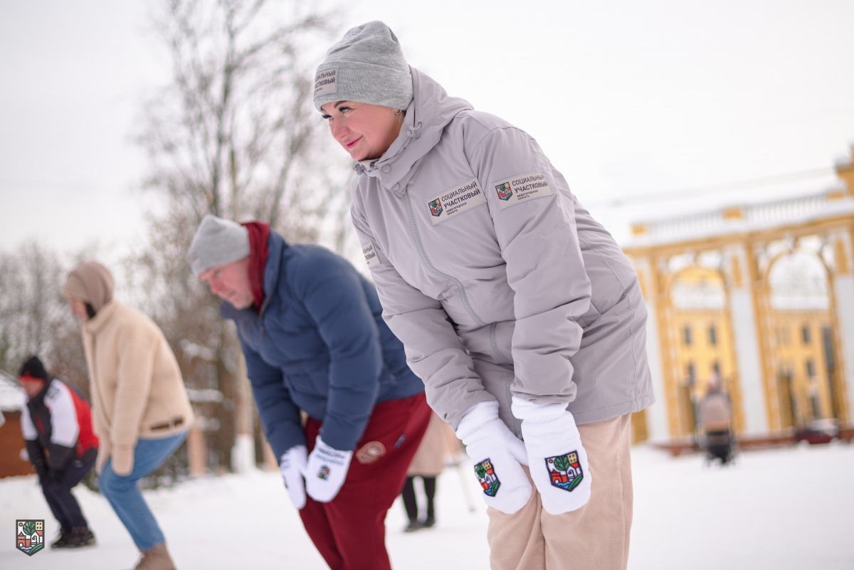 Социальные участковые провели зимнюю зарядку для нижегородцев - фото 1