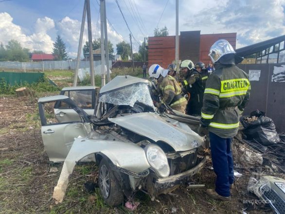 Мужчина погиб после столкновения двух легковушек в Нижегородской области - фото 1