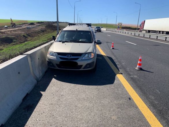 Опубликованы фото с места смертельного ДТП на М-12 в Нижегородской области  - фото 5