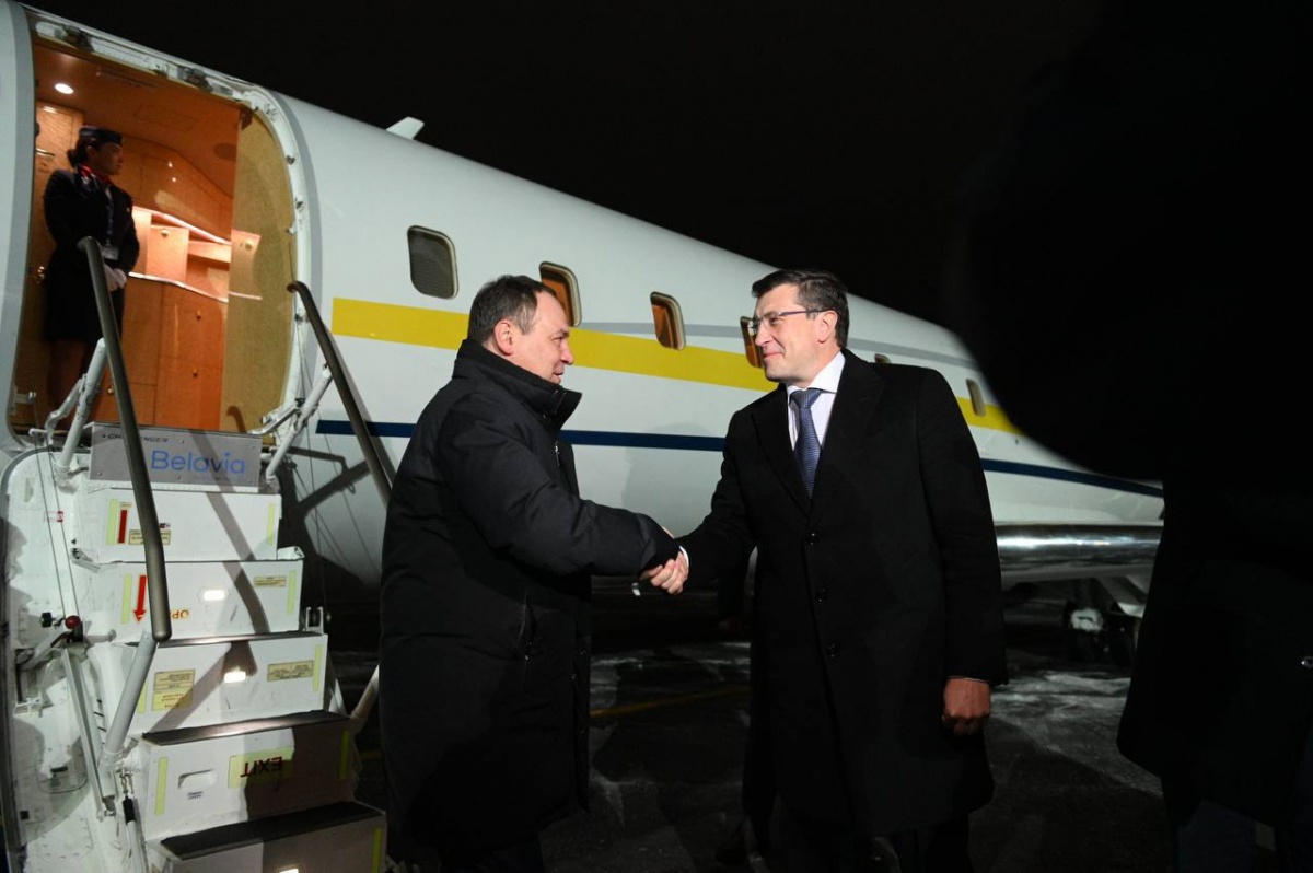 Премьер-министр Республики Беларусь Роман Головченко прибыл в Нижний Новгород - фото 1