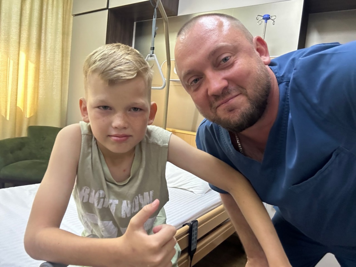 Нижегородские врачи прооперировали юного футболиста по уникальной технике - фото 1