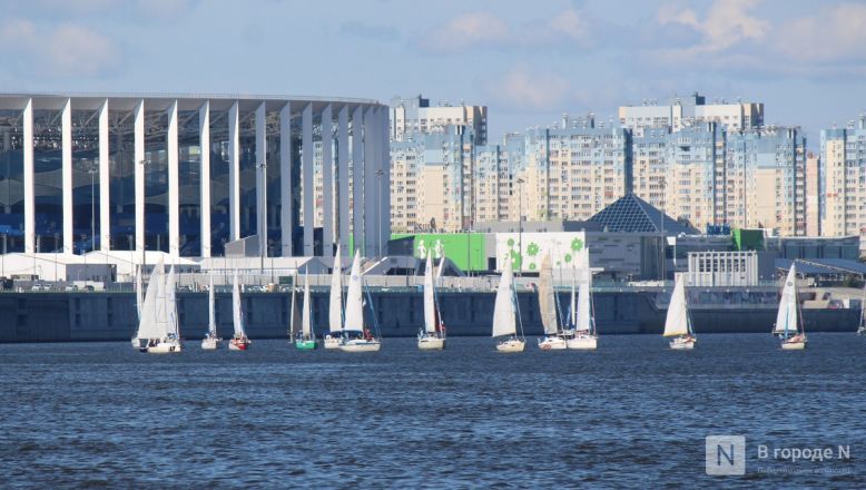 75 яхт и более 500 сапов вышли на Волгу в Нижнем Новгороде в День города - фото 30