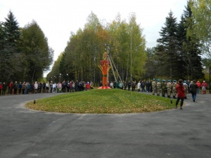 Памятная звезда и подсветка появились в Парке Победы в Большом Мурашкине