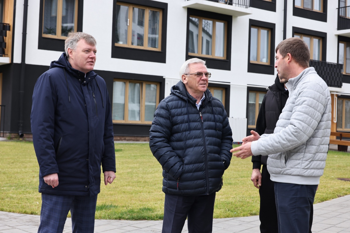 Евгений Люлин проверил ход комплексной жилой застройки в Нижнем Новгороде
