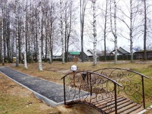 Перголу установили в обновленном сокольском парке Победы