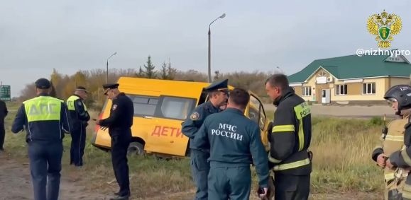 Нижегородский Минздрав рассказал о пострадавших в ДТП со школьным автобусом - фото 1